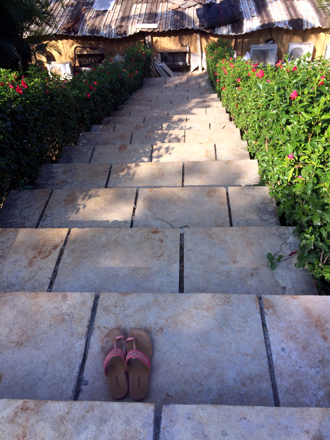 寺院へと続く階段